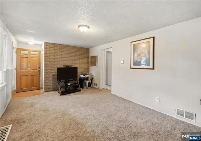 Photo 3 of Single family home for sale at 203 Willow Ave, Hackensack, NJ 07601 | MLS# 26026461 | Listing updated on 2026-08-17