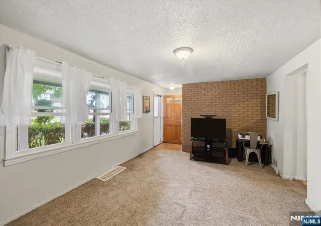 Photo 4 of Single family home for sale at 203 Willow Ave, Hackensack, NJ 07601 | MLS# 26026461 | Listing updated on 2026-08-17