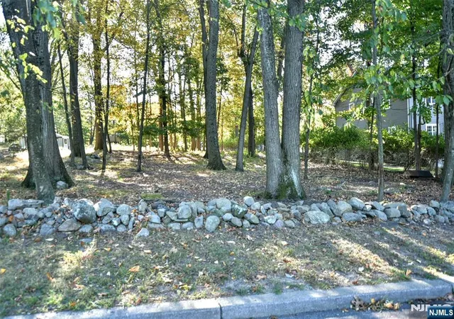 2nd image of 492 Manchester Ave, North Haledon, NJ 07508 | MLS# 26026465