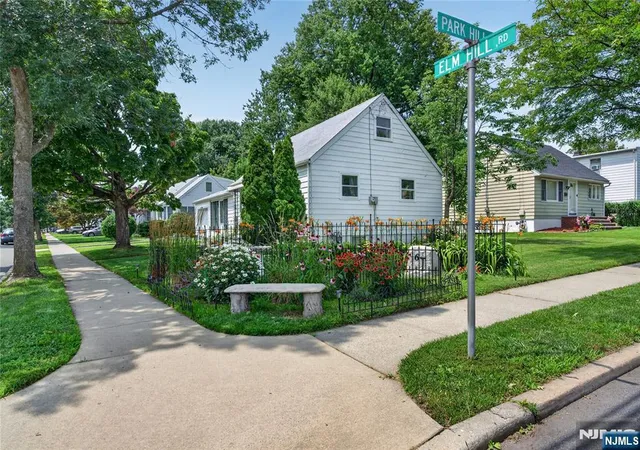 Photo 3 of Sale Pending at 6 Elm Hl Rd, Clifton, NJ 07013 | MLS# 26026478 | Listing updated on 2026-09-15
