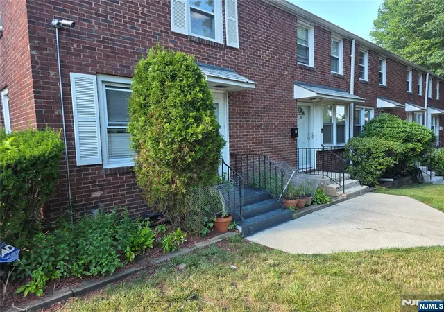 2nd image of 130 Greenbrook #4A, Englewood, NJ 07631 | MLS# 26026487