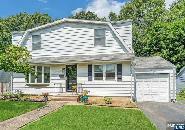 Photo 1 of Sale Pending at 32 15 Southern Dr, Fair Lawn, NJ 07410 | MLS# 26026514 | Listing updated on 2026-08-28