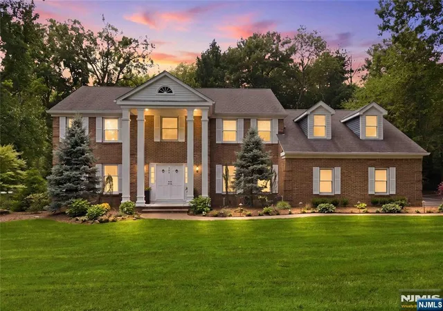 1st image of 700 Oak Ln, Franklin Lakes, NJ 07417 | MLS# 26026525