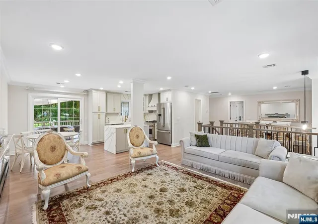 Photo 3 of Single family home for sale at 12 Parker Pl, Upper Saddle River, NJ 07458 | MLS# 26026545 | Listing updated on 2026-09-16