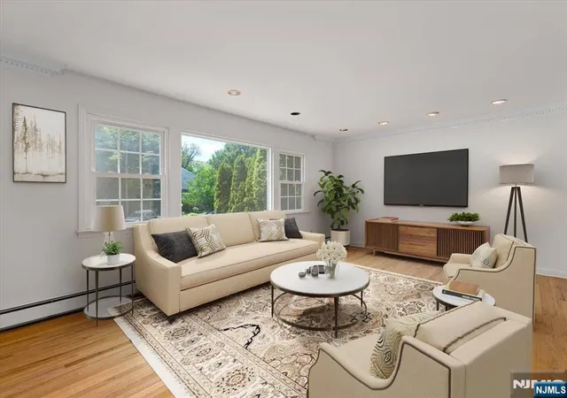 4th image of 619 Cadmus Ct, Teaneck, NJ 07666 | MLS# 26026596