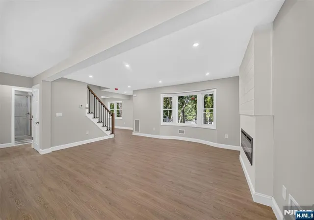 5th image of 478 Ramapo Valley Rd, Oakland, NJ 07436 | MLS# 26026611