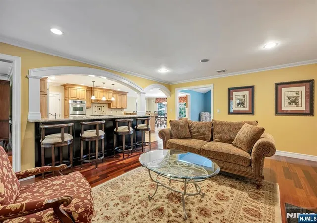 4th image of 330 Airmount Ave, Ramsey, NJ 07446 | MLS# 26026616