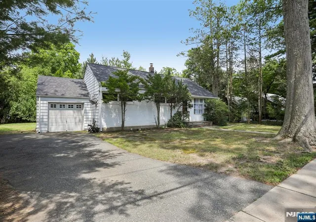 1st image of 491 Racetrack Rd, Ho Ho Kus, NJ 07423 | MLS# 26026678