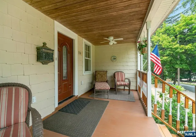 Photo 3 of Sale Pending at 174 Mahwah Rd, Mahwah, NJ 07430 | MLS# 26026746 | Listing updated on 2026-07-31