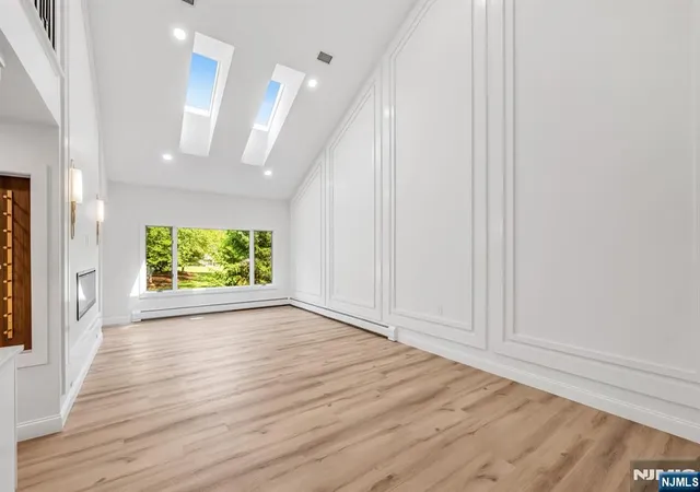 Photo 4 of Townhouse for sale at 836 Hemlock Ct, Norwood, NJ 07648 | MLS# 26026760 | Listing updated on 2026-09-06