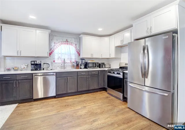 Photo 4 of Multi family home for sale at 36 Orchard Pl, Irvington, NJ 07111 | MLS# 26026765 | Listing updated on 2026-07-16