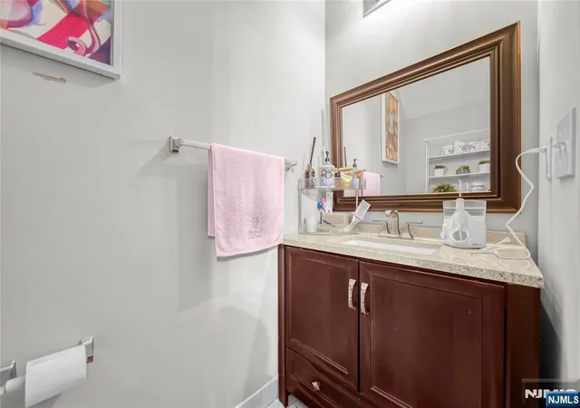 Photo 4 of Townhouse for sale at 39 Birch St, Ridgefield Park, NJ 07660 | MLS# 26026772 | Listing updated on 2026-09-13
