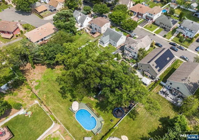 47th image of 39 Paterson Ave, Clifton, NJ 07014 | MLS# 26026784