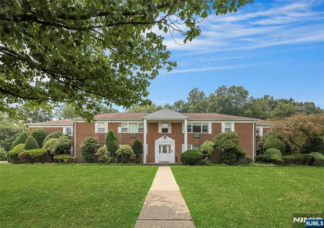 Photo 1 of Sale Pending at 29 Rolling Ridge Rd #B, Montvale, NJ 07645 | MLS# 26026796 | Listing updated on 2026-08-13