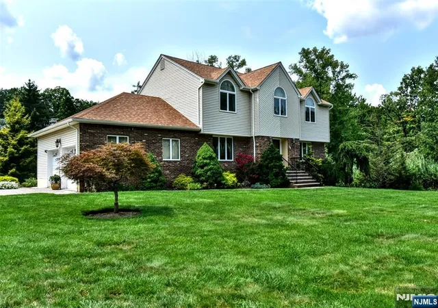 35th image of 13 Bryan Ct, Wayne, NJ 07470 | MLS# 26026806