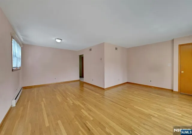Listing Photo 4 - Condo for sale in building located at 502 Cross St, Harrison, NJ 07029