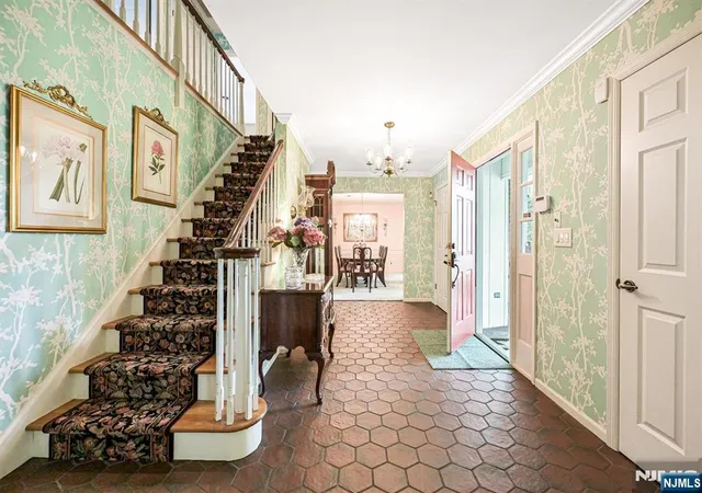 Photo 3 of Sale Pending at 7 Arthur Ct, Demarest, NJ 07627 | MLS# 26026815 | Listing updated on 2026-07-27