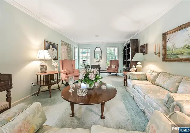 Photo 4 of Sale Pending at 7 Arthur Ct, Demarest, NJ 07627 | MLS# 26026815 | Listing updated on 2026-07-27