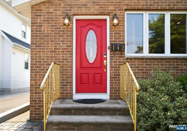 4th image of 142 Morgan Pl, North Arlington, NJ 07031 | MLS# 26026819