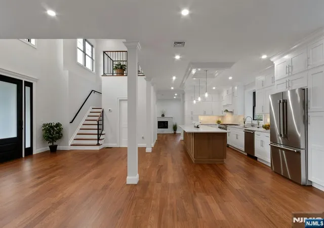 2nd image of 25 Charles Pl, Old Tappan, NJ 07675 | MLS# 26026824