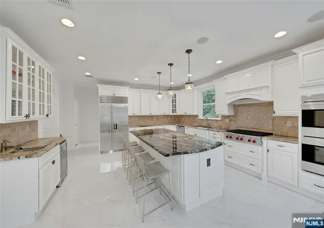 Photo 3 of Sale Pending at 38 Glenwood Ave, Demarest, NJ 07627 | MLS# 26026828 | Listing updated on 2026-08-31