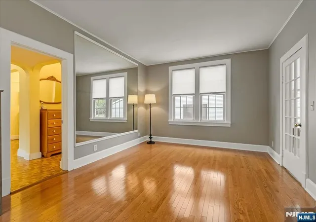 Photo 4 of Single family home for sale at 189 Mineral Spring, Passaic, NJ 07055 | MLS# 26026832 | Listing updated on 2026-07-23
