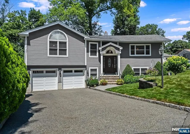 2nd image of 18 Dean Ave, Butler Borough, NJ 07405 | MLS# 26026848