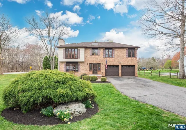 1st image of 1 Old Timbers Ct, Kenvil, NJ 07847 | MLS# 26026861