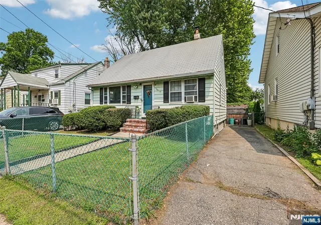 2nd image of 563 Purce St, Hillside, NJ 07205 | MLS# 26026905