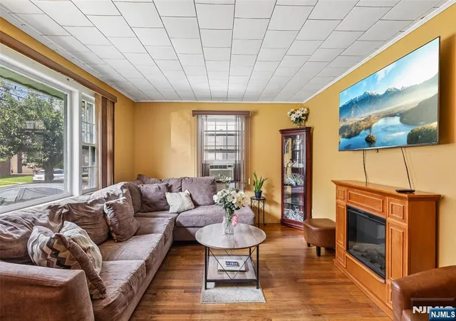Photo 3 of Sale Pending at 563 Purce St, Hillside, NJ 07205 | MLS# 26026905 | Listing updated on 2026-08-01
