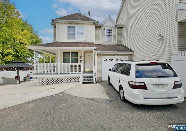 Multi family home for sale at 337-341 18Th Ave, Newark, NJ 07108 | MLS# 26026906