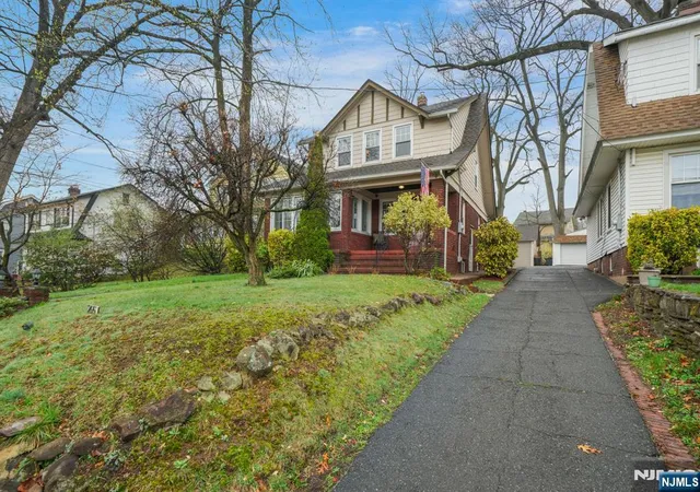 Photo 3 of Sale Pending at 265 Union Ave, Belleville, NJ 07109 | MLS# 26026909 | Listing updated on 2026-08-03