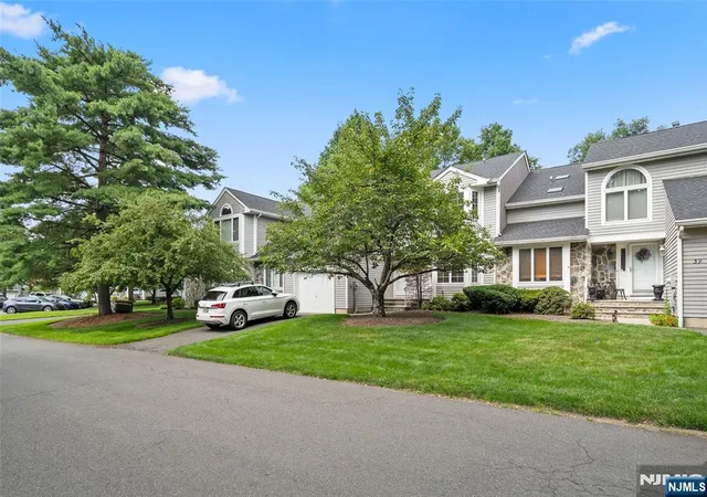 1st image of 35 Mulford Dr, Wayne, NJ 07470 | MLS# 26026947