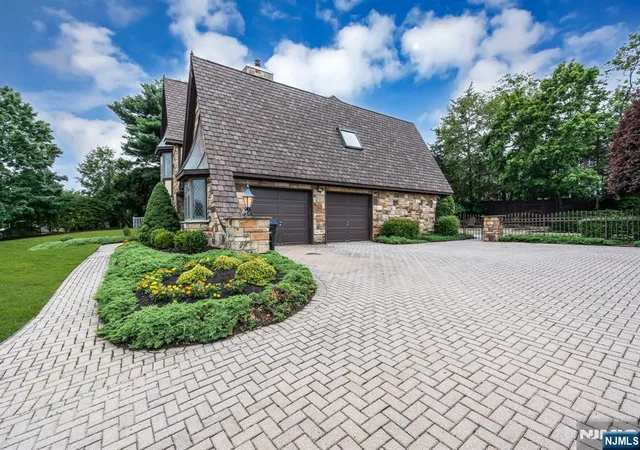 4th image of 2520 Autumn Dr, Manasquan, NJ 08736 | MLS# 26026954