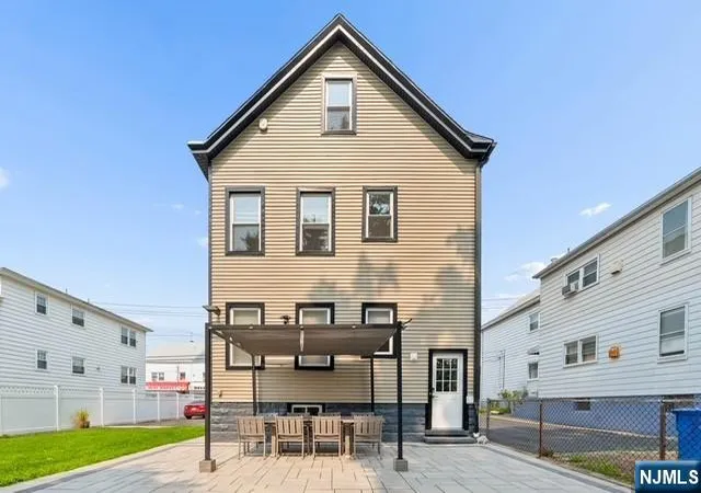 Listing Photo 4 - Condo for sale in building located at 85 Nagle St, Paterson, NJ 07501