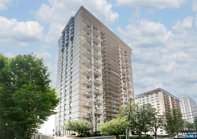 1st image of 160 Overlook Ave #19D, Hackensack, NJ 07601 | MLS# 26026962