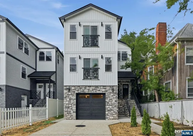 Photo 2 of Sale Pending at 219 S Burnett St, East Orange, NJ 07018 | MLS# 26026986 | Listing updated on 2026-08-28