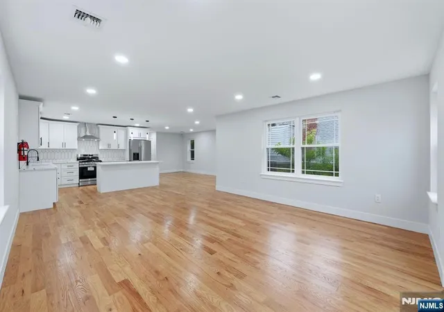 Listing Photo 4 - Condo for sale in building located at 219 S Burnett St, East Orange, NJ 07018