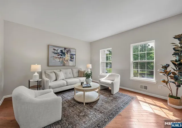4th image of 1 Winding Ridge Rd, Jefferson Township, NJ 07849 | MLS# 26026993