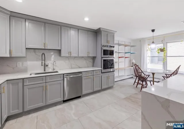 4th image of 220 Cliff St #B, Cliffside Park, NJ 07010 | MLS# 26026996