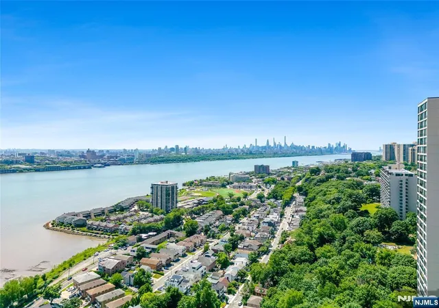 45th image of 4 Horizon Rd #631, Fort Lee, NJ 07024 | MLS# 26027031