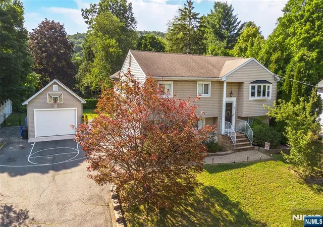 3rd image of 7 Cumberland Rd, West Milford, NJ 07480 | MLS# 26027040