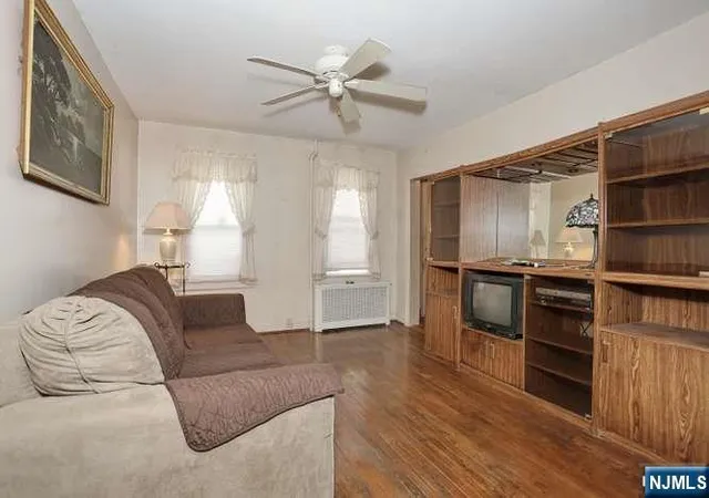 Photo 3 of Sale Pending at 24 New St, Butler Borough, NJ 07405 | MLS# 26027045 | Listing updated on 2026-09-20