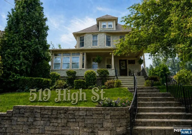 Photo 2 of Sale Pending at 519 High St, Oradell, NJ 07649 | MLS# 26027046 | Listing updated on 2026-08-21