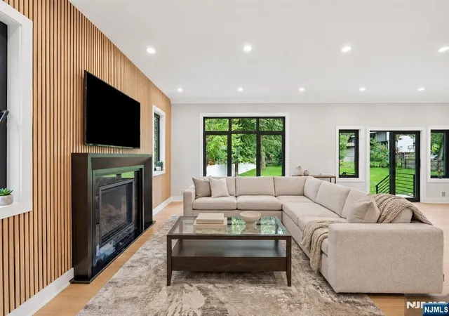Photo 4 of Single family home for sale at 59 Wynnewood Rd, Livingston, NJ 07039 | MLS# 26027068 | Listing updated on 2026-09-18