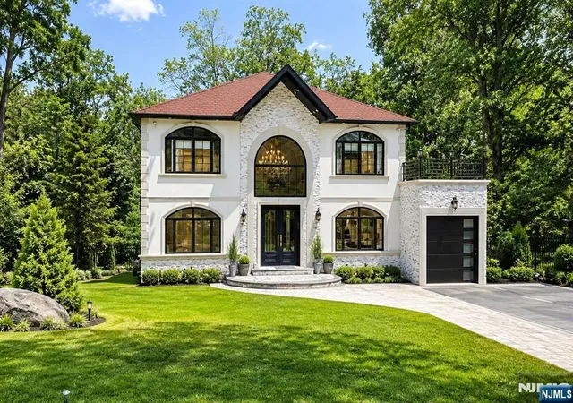 1st image of 194 Macdonald Dr, Wayne, NJ 07470 | MLS# 26027080