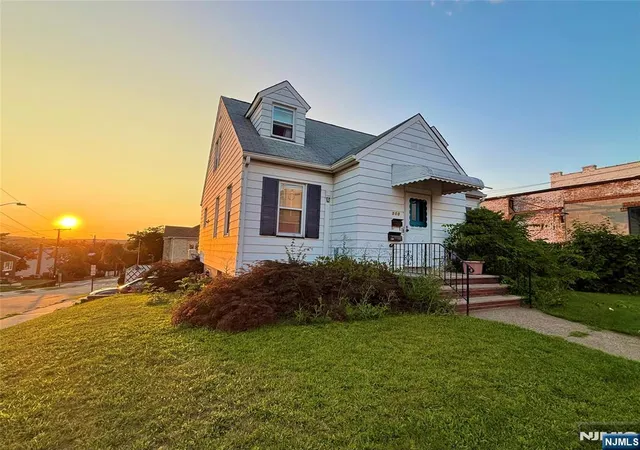 Photo 1 of Sale Pending at 500 Jefferson St, Carlstadt, NJ 07072 | MLS# 26027087 | Listing updated on 2026-08-14