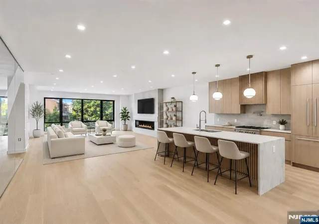 Photo 3 of Sale Pending at 188 Prospect St, Fort Lee, NJ 07024 | MLS# 26027113 | Listing updated on 2026-07-31