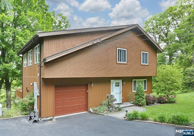 1st image of 64 Larchmont Dr, West Milford, NJ 07421 | MLS# 26027128