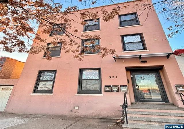Photo 1 of Sale Pending at 351 Mulberry St, Newark, NJ 07102 | MLS# 26027136 | Listing updated on 2026-08-17